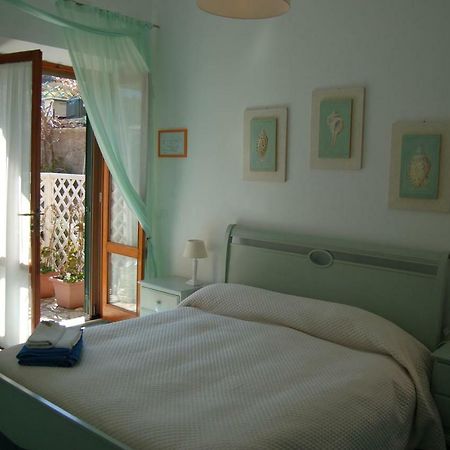 La Rosada Bed and Breakfast Giglio Porto Exterior foto